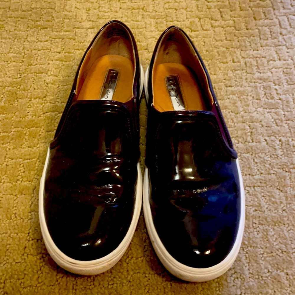 Burgundy flats - best shoes for running out the door!